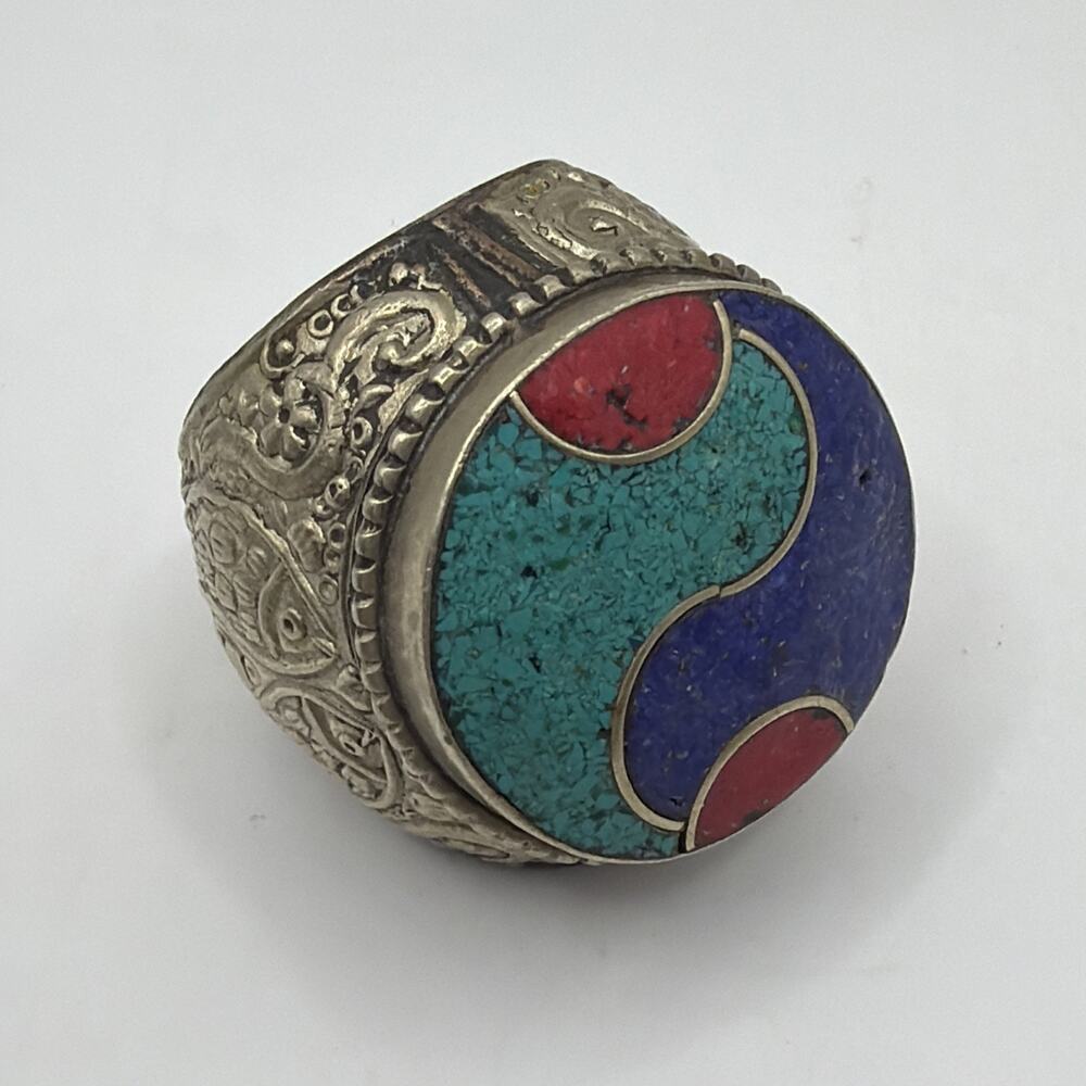 Chunky Yin Yang Design Inlay Cocktail Ring Silver Tone Red Blue Wide Band Boho